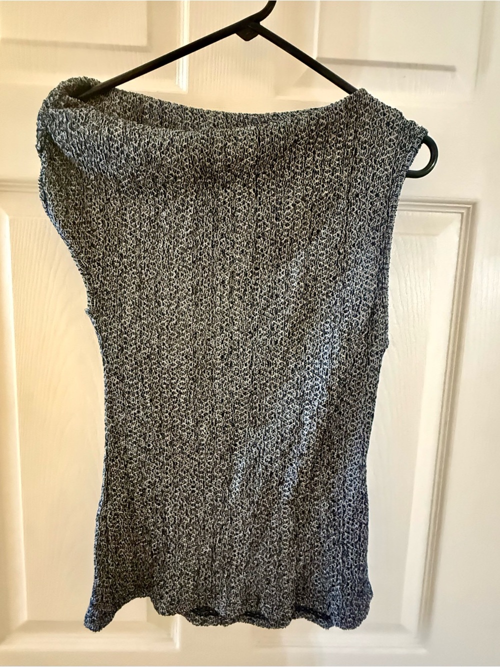 Zara Asymmetrical Sleeveless Gray Blend Knit Tank Top - Large